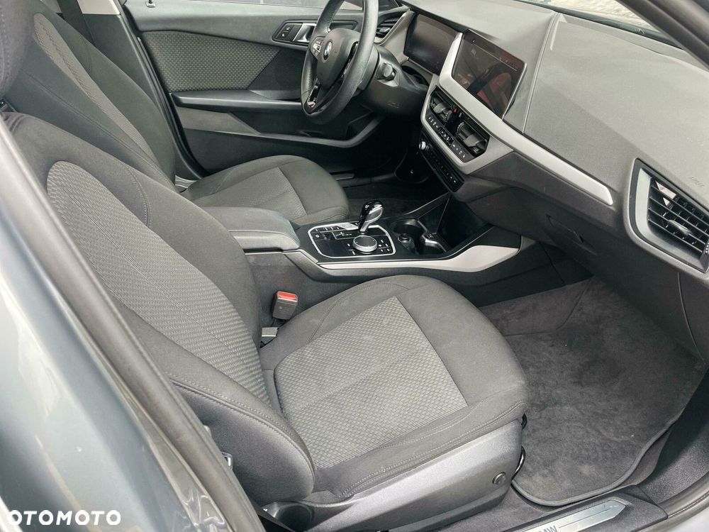 BMW Seria 1 - 19