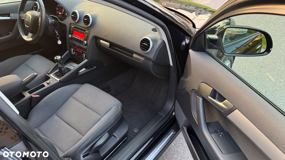 Audi A3 Sportback 2.0 TDI DPF Ambition - 14