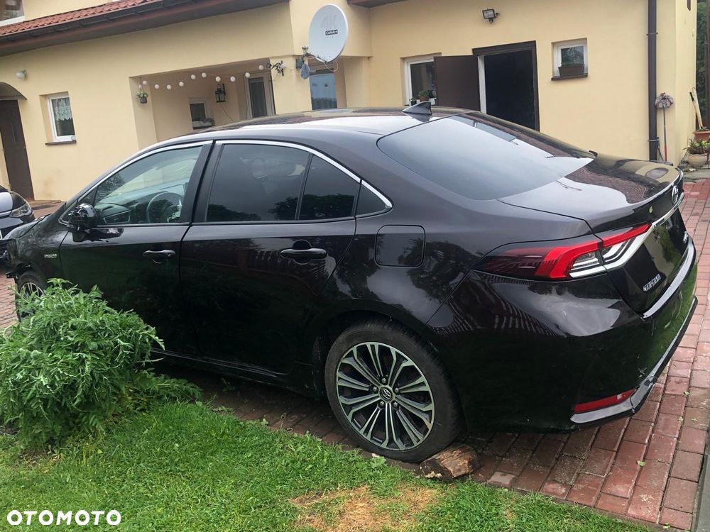 Toyota Corolla 1.8 Hybrid Club - 1