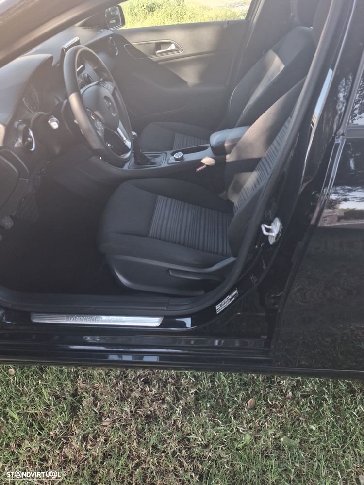 Mercedes-Benz A 180 Dynamic Edition - 7