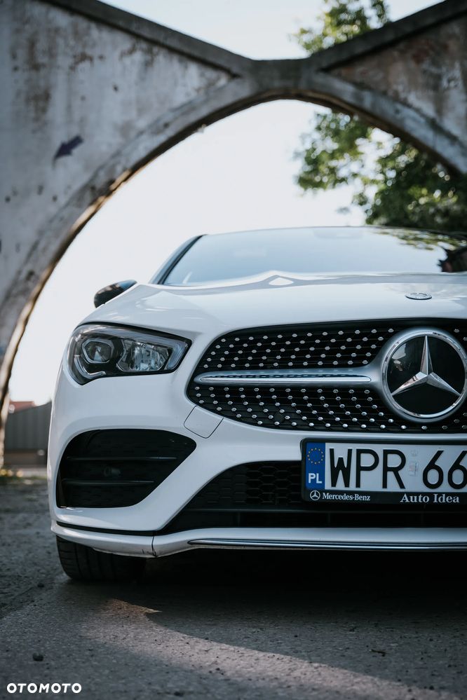 Mercedes-Benz CLA 180 AMG Line 7G-DCT - 14
