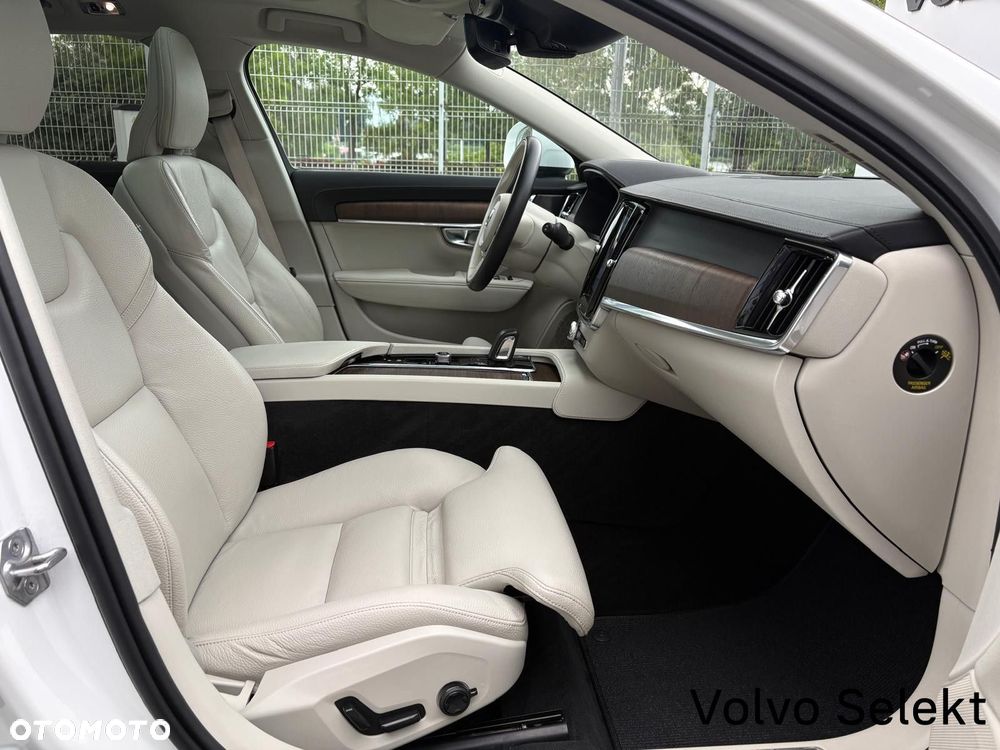 Volvo V90 Cross Country - 15
