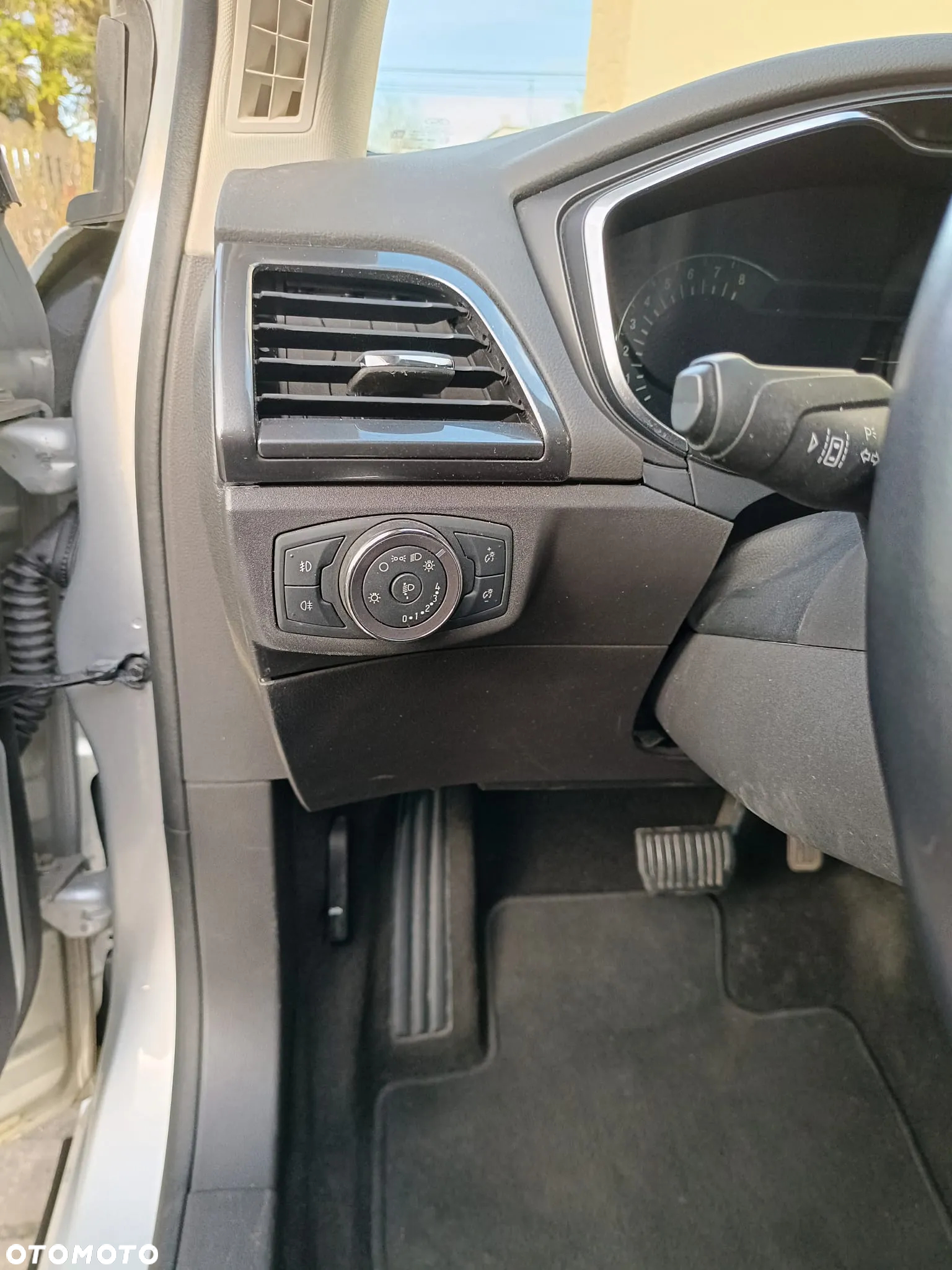 Ford Mondeo - 9