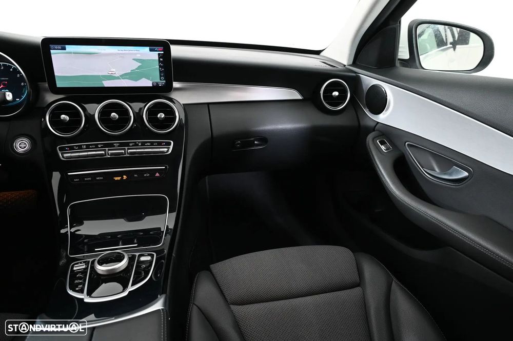 Mercedes-Benz C 300 de Avantgarde - 16
