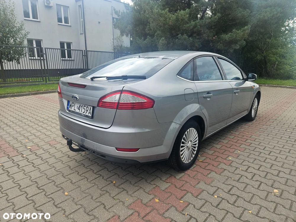 Ford Mondeo 2.0 Trend - 6