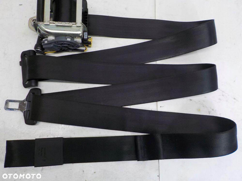 AUDI A3 8P CABRIO PAS BEZPIECZEŃSTWA NAPINACZ LEWY PRZÓD 8P7857705A - 1