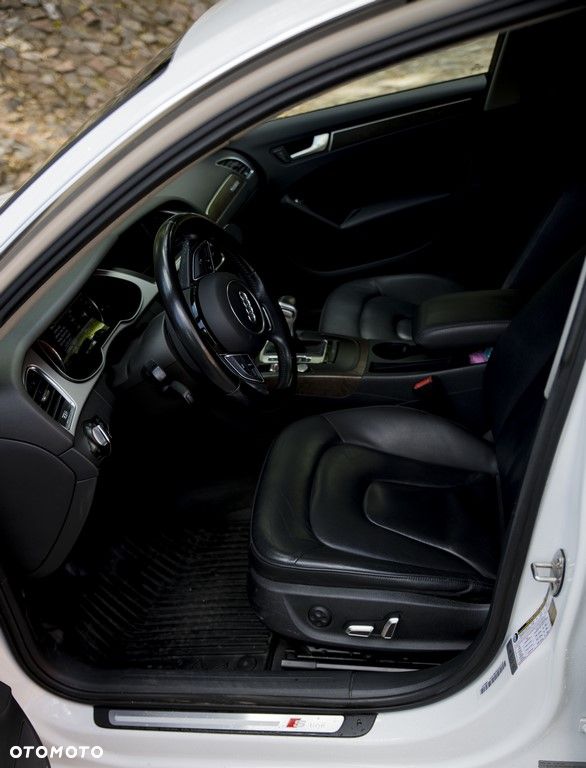 Audi A4 Limousine - 9