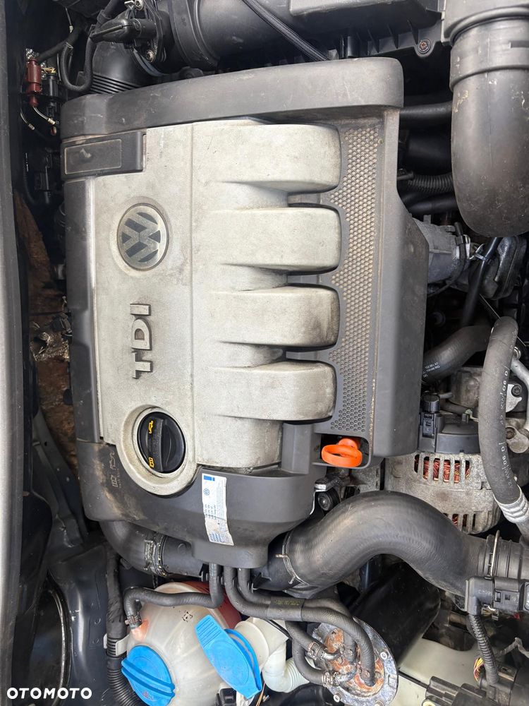 Volkswagen Touran 1.9 TDI United - 8