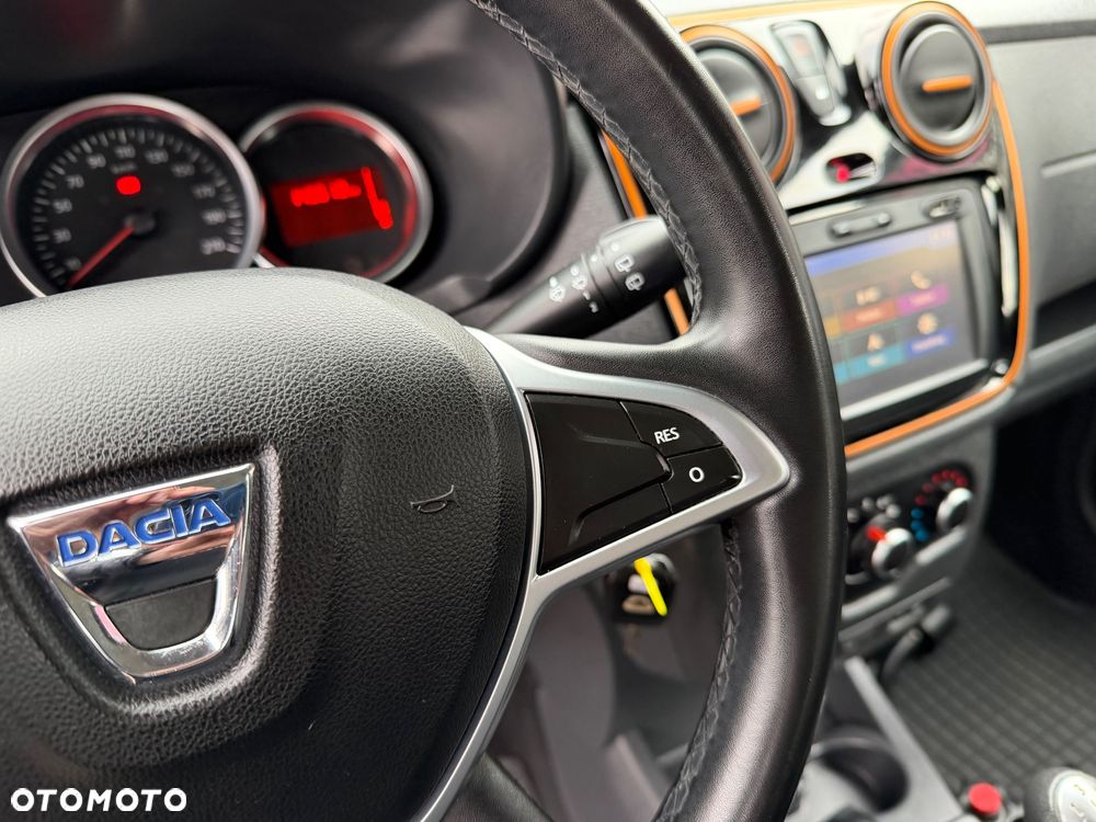 Dacia Lodgy TCe 115 Stepway - 15