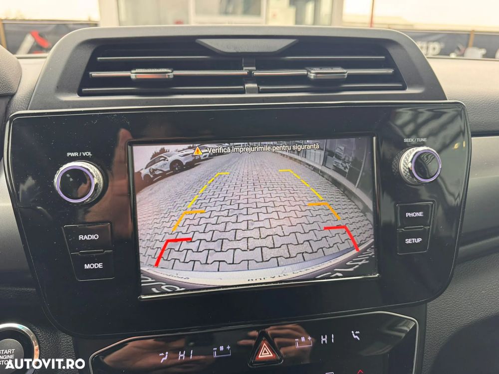 SsangYong Tivoli Grand - 20