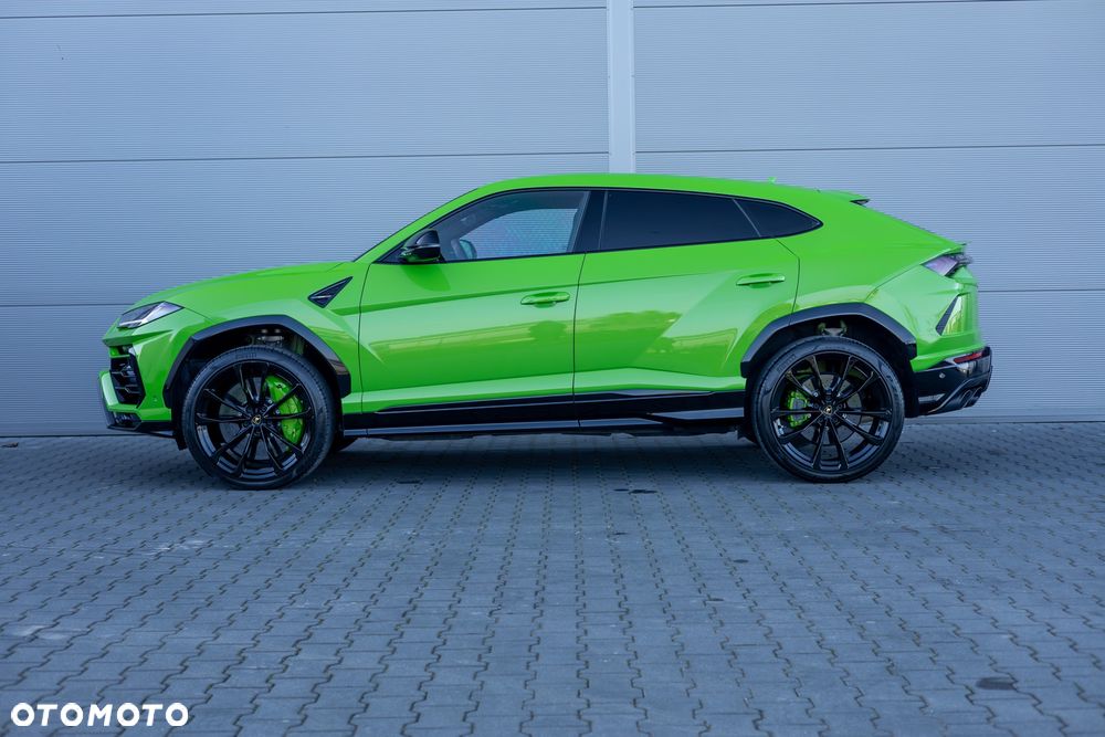 Lamborghini Urus Standard - 14