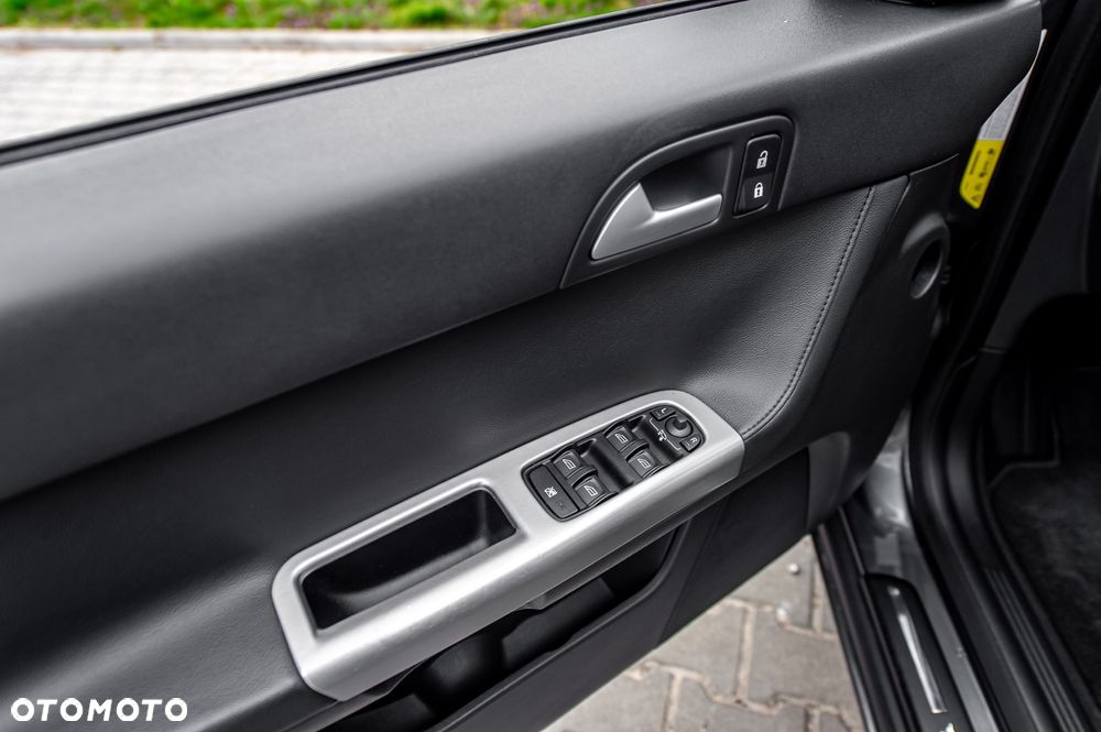 Volvo V50 T5 AWD Summum - 25