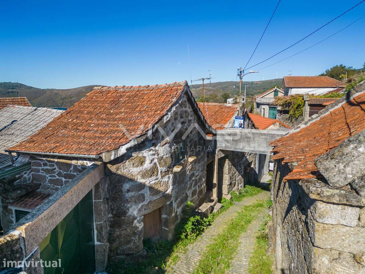 Moradia para Restaurar T4 Venda em Venda Nova e Pondras,Montalegre - Grande imagem: 3/40