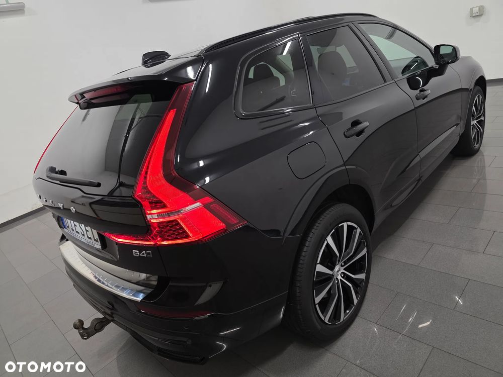 Volvo XC 60 B4 D Ultimate Dark - 6