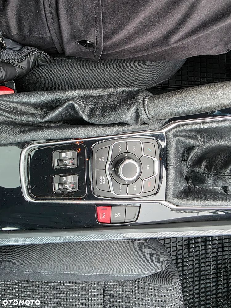 Peugeot 508 SW HDi FAP 165 Allure - 20