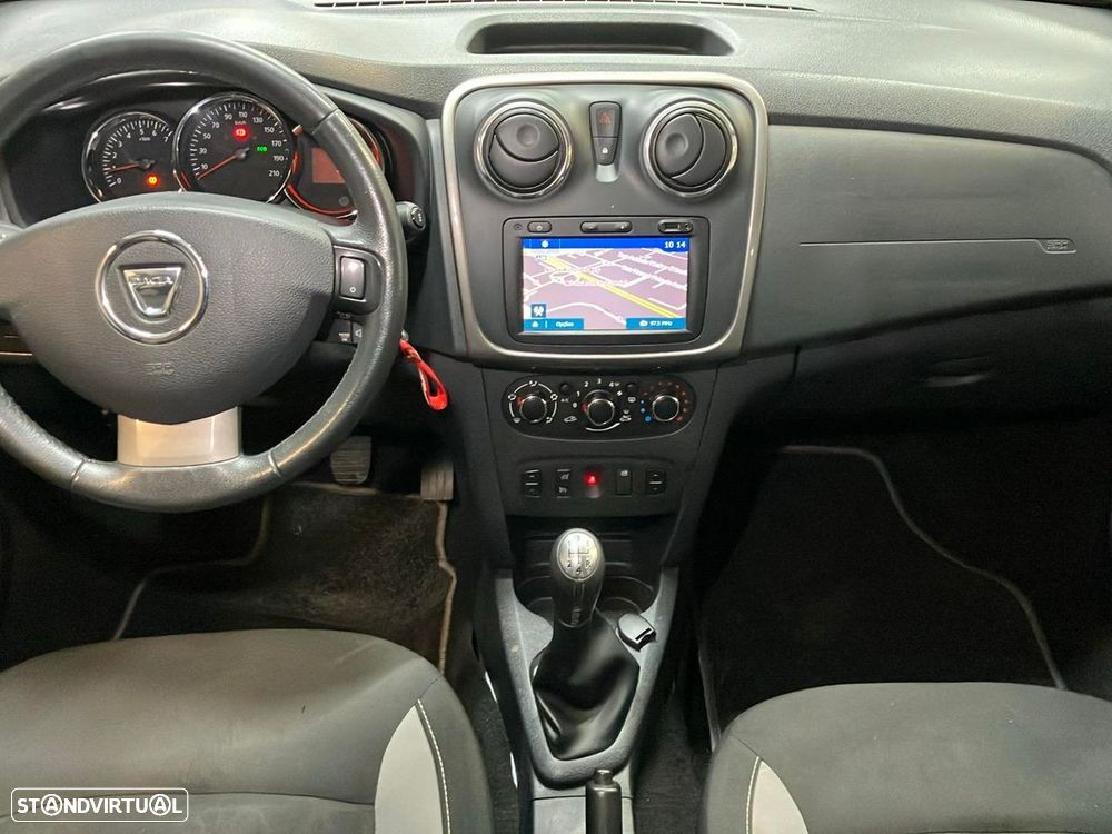 Dacia Sandero - 11