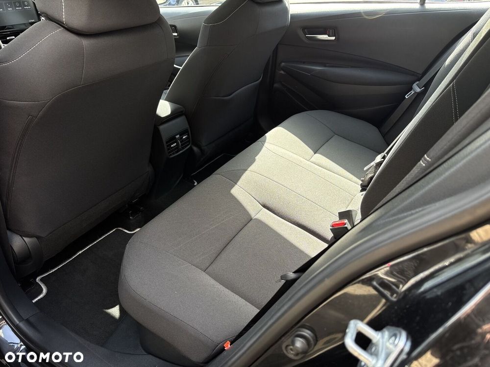 Toyota Corolla 1.8 Hybrid Comfort - 12