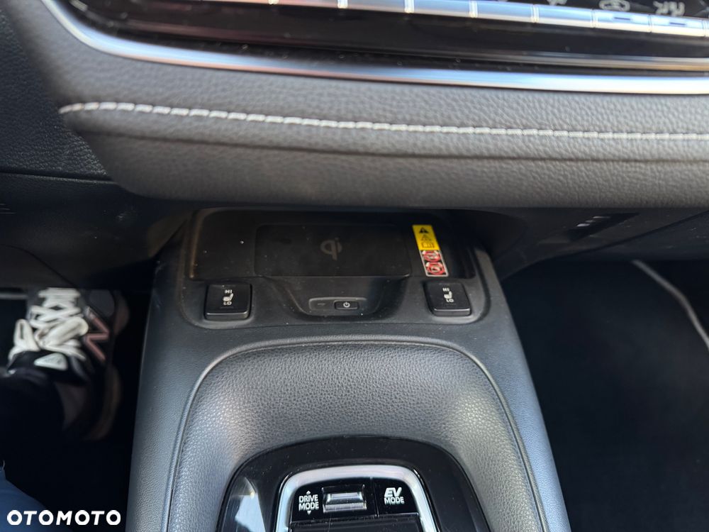 Toyota Corolla 1.8 Hybrid Comfort - 16