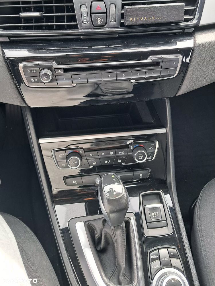 BMW Seria 2 218d Advantage - 8