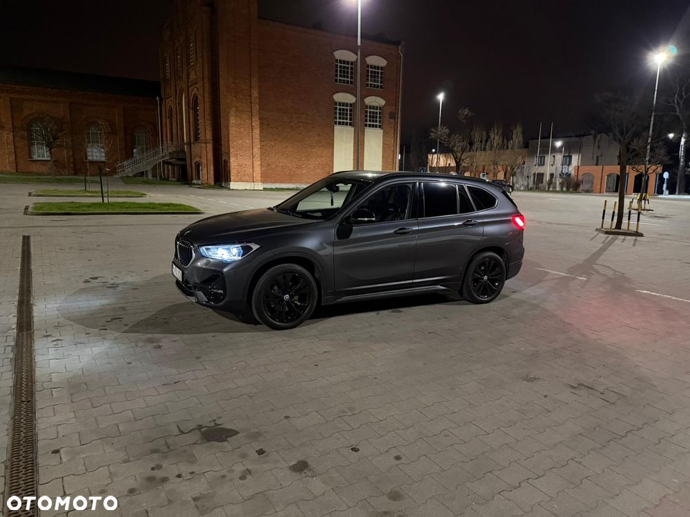 BMW X1 sDrive18i Sport Line - 6