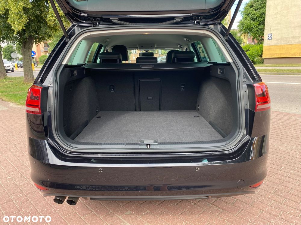 Volkswagen Golf 2.0 BlueTDI Highline - 23