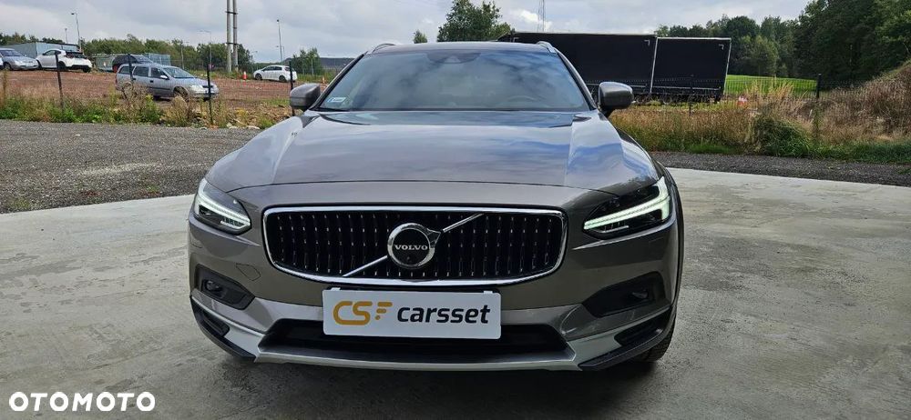 Volvo V90 Cross Country B4 D AWD Pro - 5