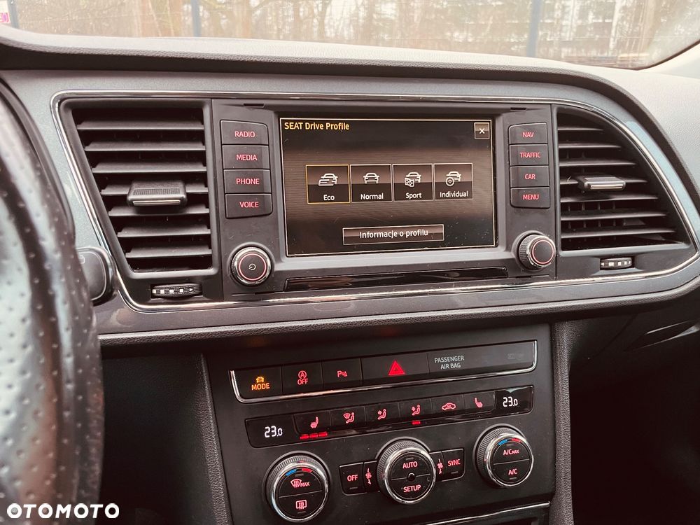 Seat Leon 2.0 TDI DPF FR Black Matt Edition - 4