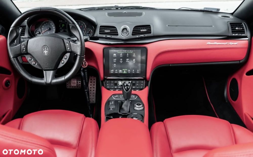 Maserati GranCabrio Sport - 23