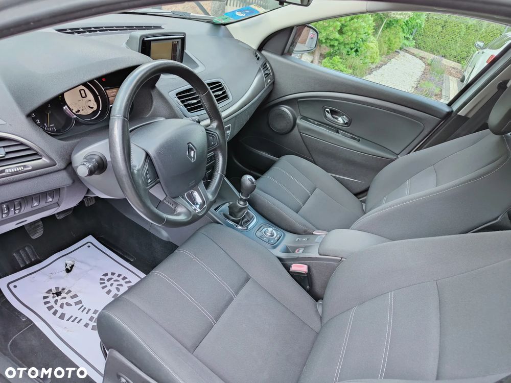 Renault Megane ENERGY TCe 130 INTENS - 16