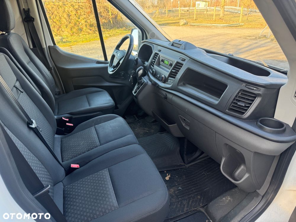 Ford Transit - 24