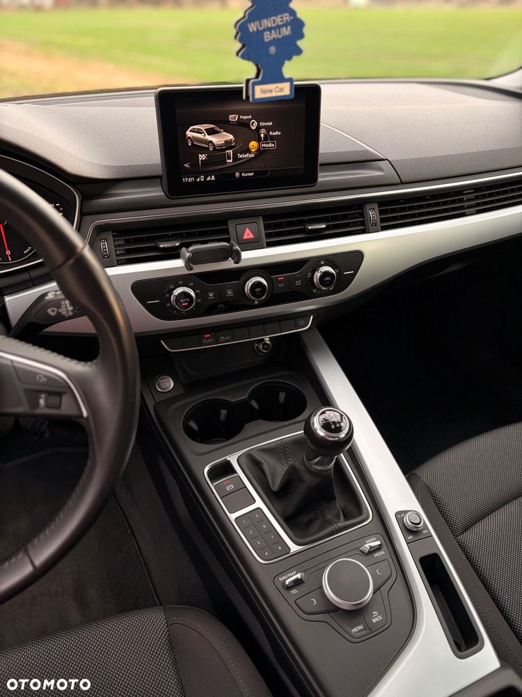 Audi A4 Avant 2.0 TDI - 17