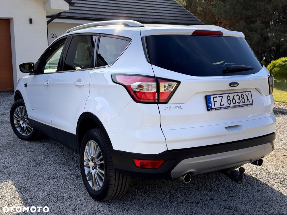 Ford Kuga 2.0 TDCi 4x4 Titanium - 38