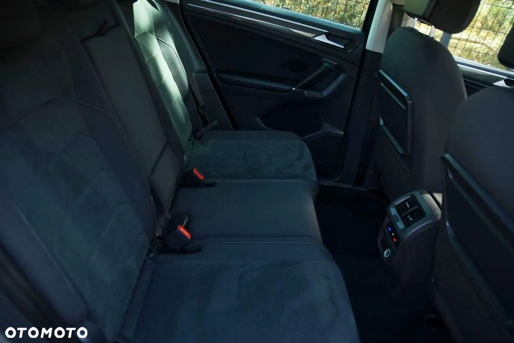 Volkswagen Tiguan - 25
