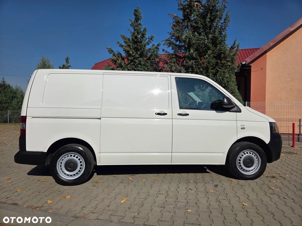 Volkswagen Transporter 2015 photo 2