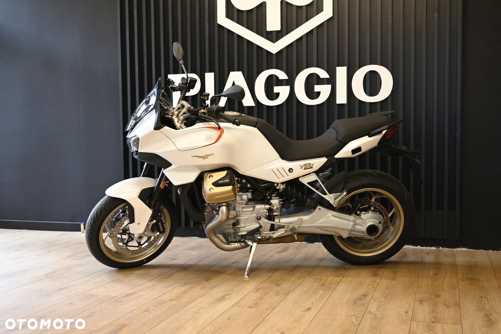 Moto Guzzi V100 Mandello - 4