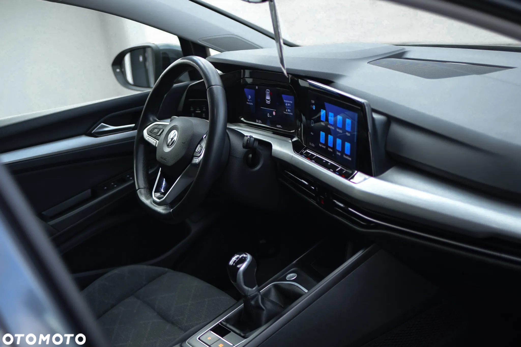 Volkswagen Golf VIII 1.5 TSI EVO Style - 8