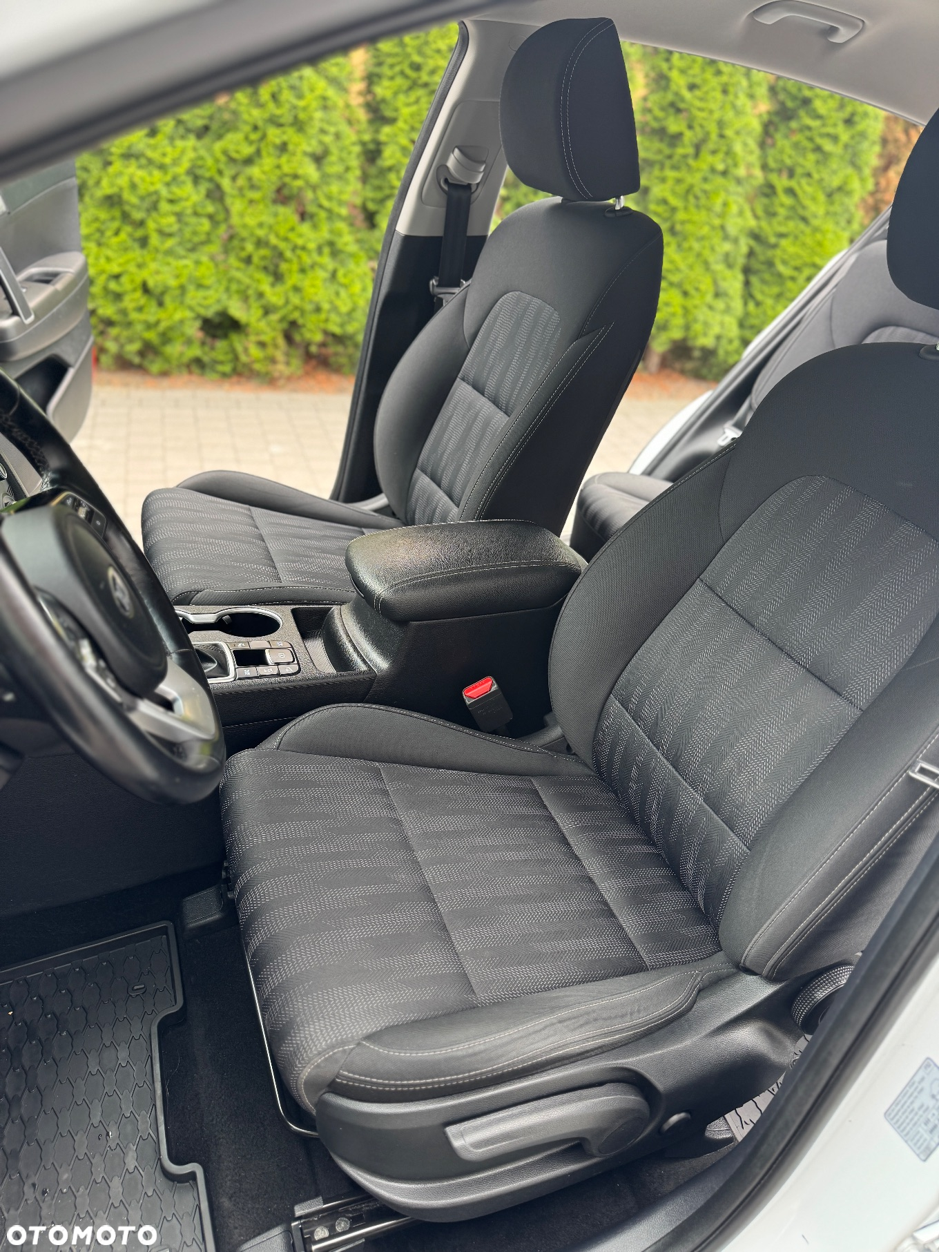 Kia Sportage 1.6 CRDI L Business Line Plus 4WD DCT - 6