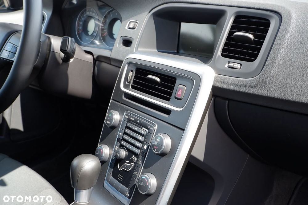 Volvo S60 2.0T Kinetic - 6