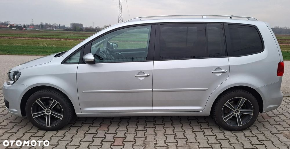 Volkswagen Touran 1.6 TDI DPF BlueMotion Technology Comfortline - 13