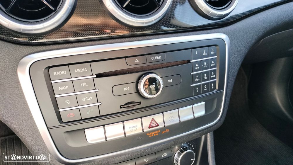 Mercedes-Benz CLA 200 d Shooting Brake AMG Line Aut. - 22