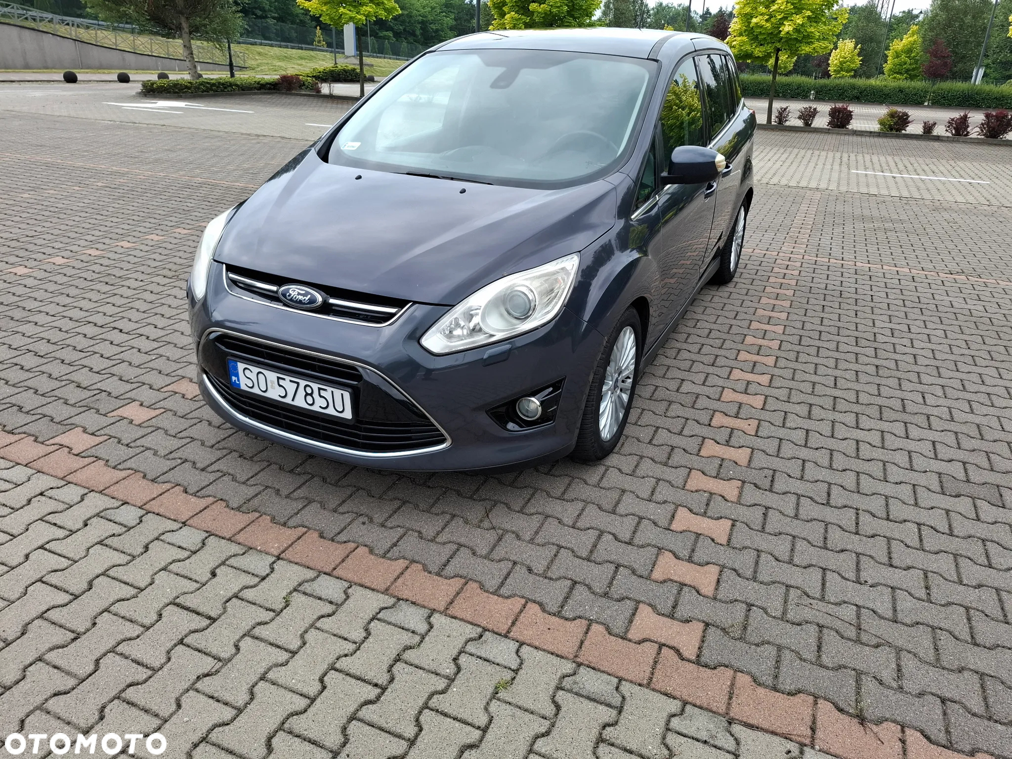 Ford Grand C-MAX - 13