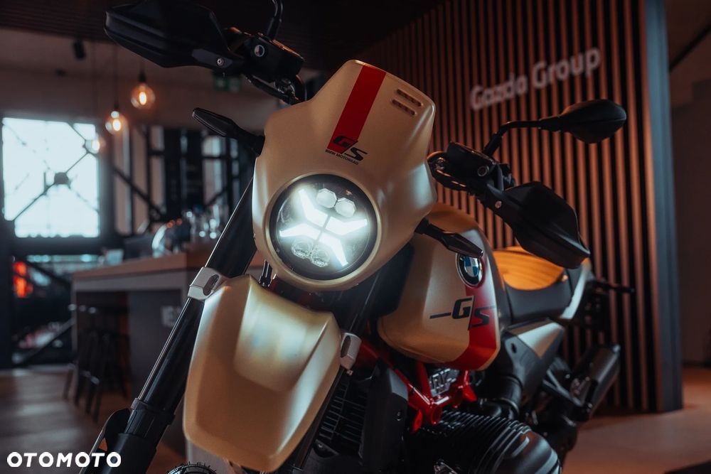 BMW R - 18