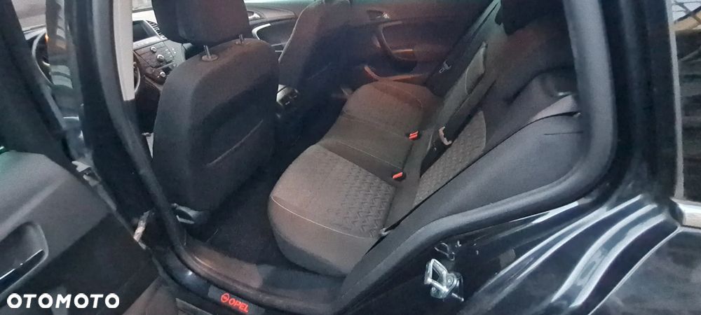 Opel Insignia 2.0 CDTI - 18