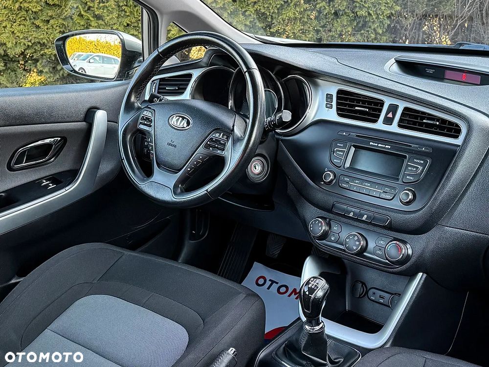 Kia Ceed 1.6 GDI XL - 14