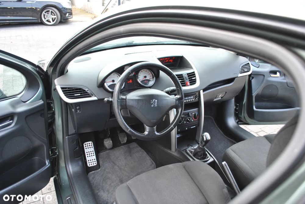 Peugeot 207 1.4 16V U Move - 6