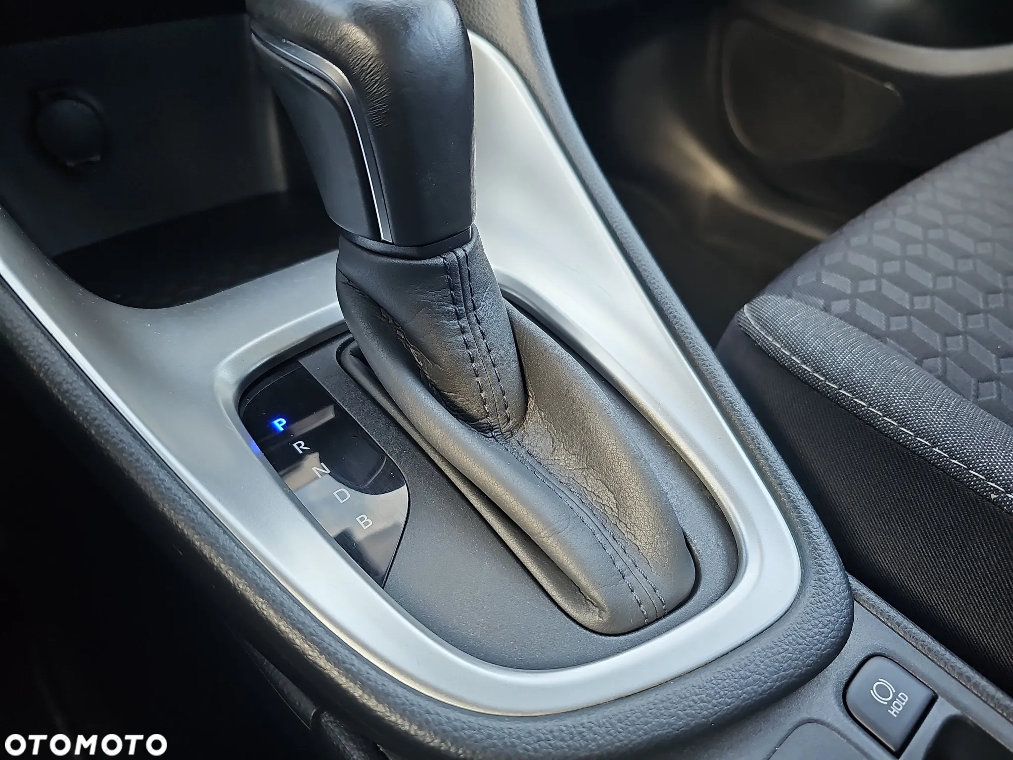 Mazda 2 - 24