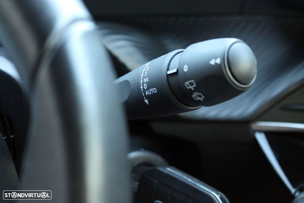 Peugeot 208 1.2 PureTech Allure Pack EAT8 - 14