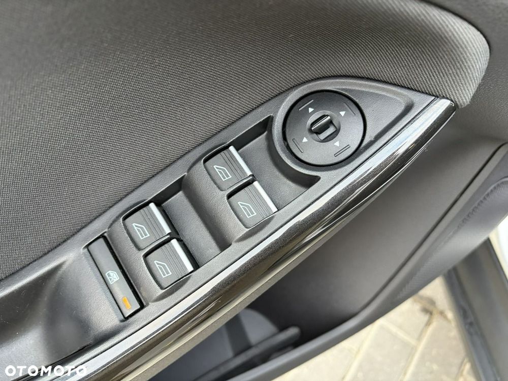 Ford Focus - 17
