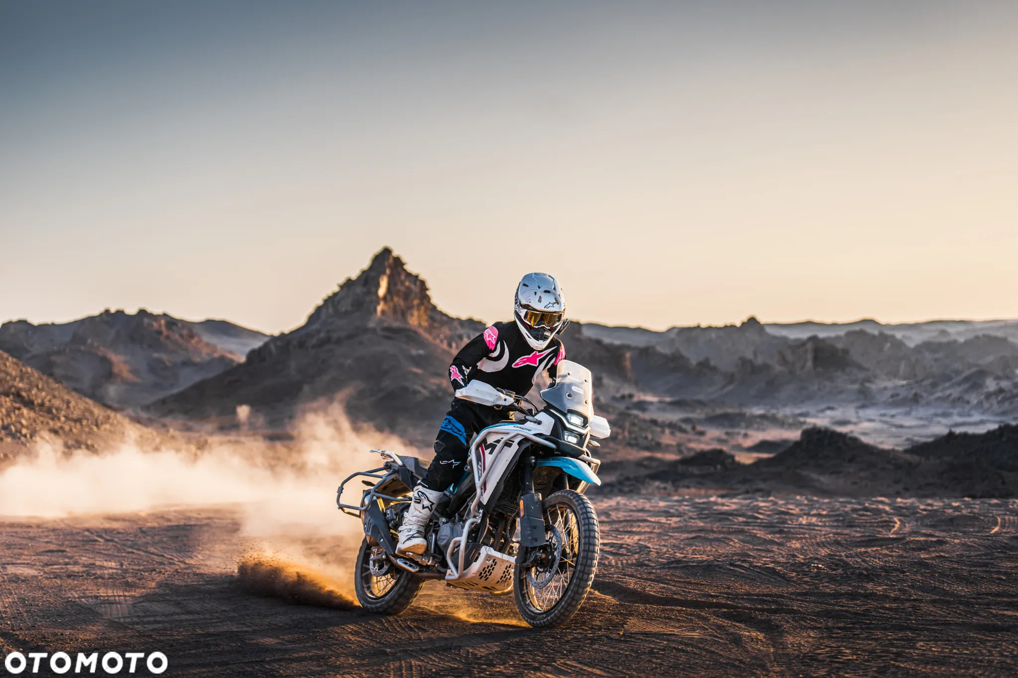 CFMoto MT - 20