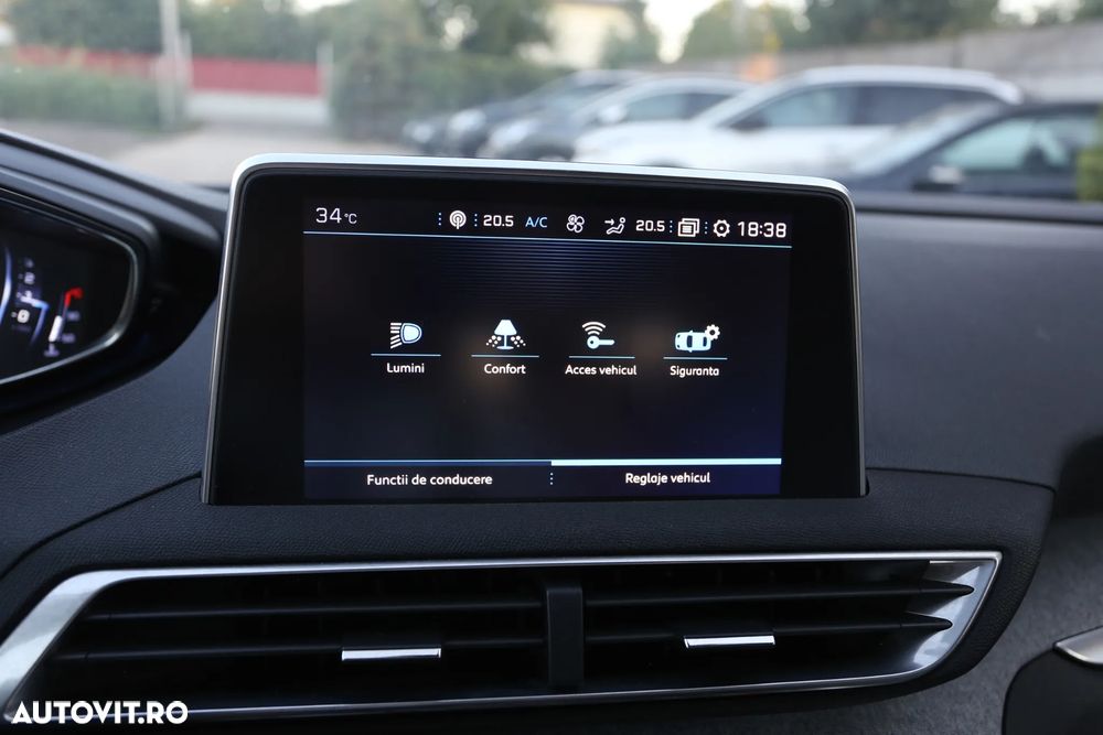 Peugeot 3008 PureTech 130 Stop & Start GPF EAT8 Allure - 18